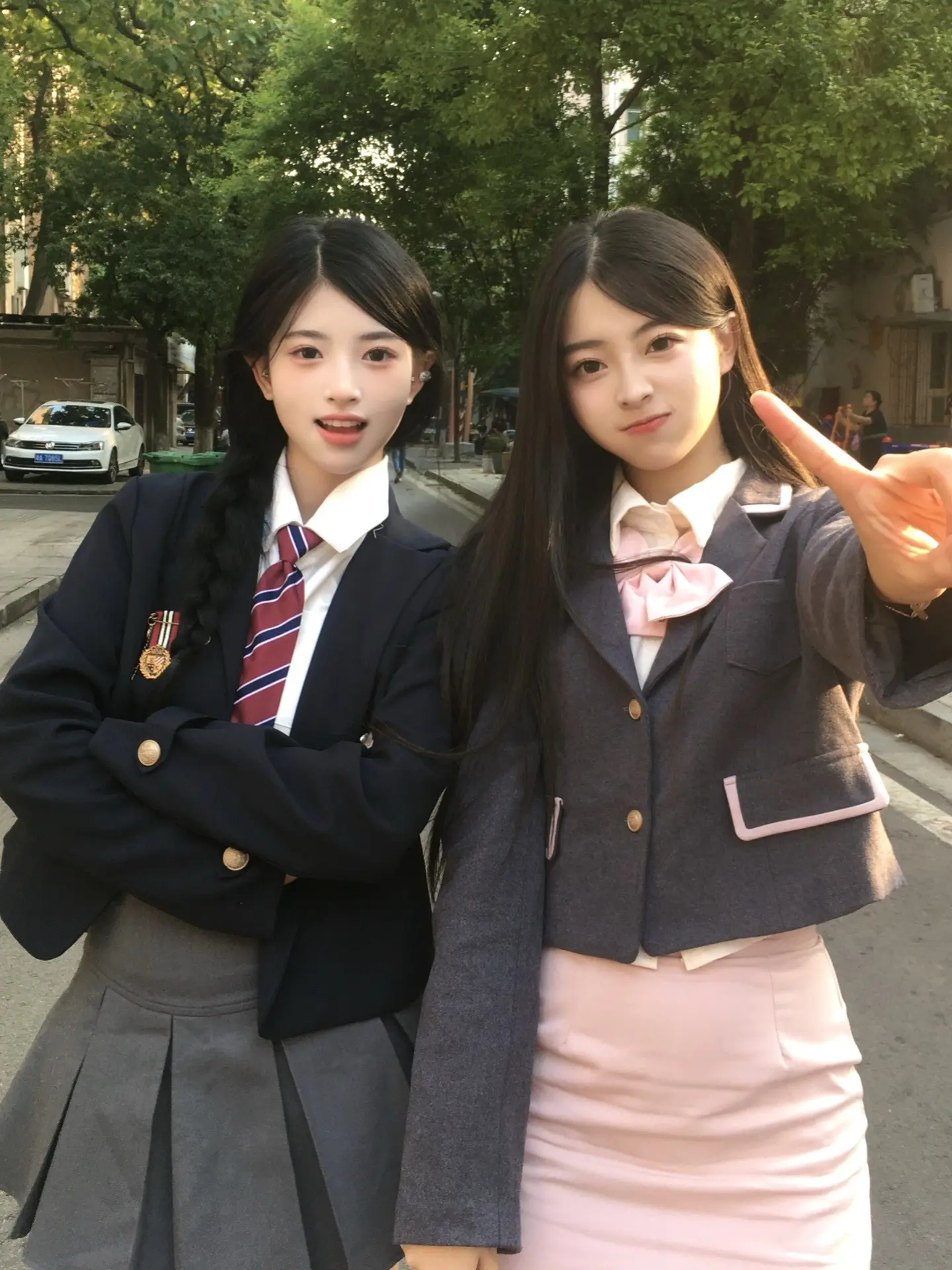 “放学去我家写作业吧”