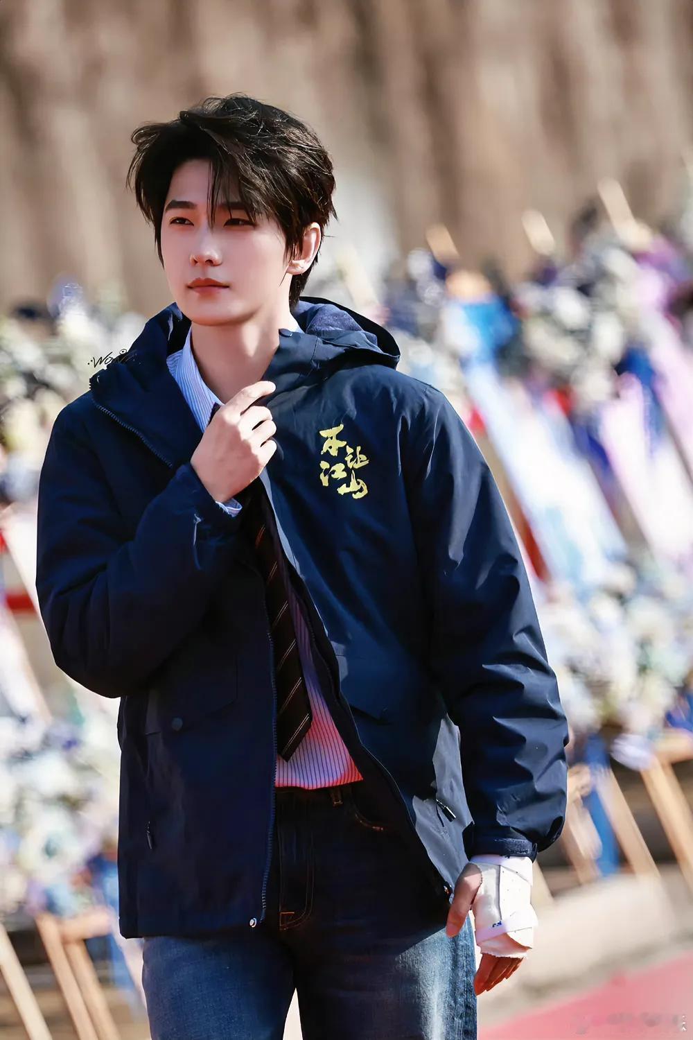 杨洋粉丝抵制厚本进组不让江山 抵制不尊重演员的人进组，反对选角乱象，希望《不让江