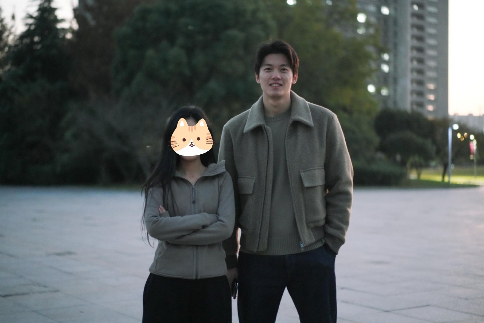 特别帅的一张合影华为见非凡对话汪顺