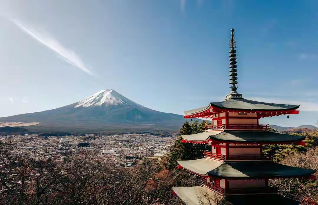 11月16日，《解放军报》发表文章，发出严厉警告：日本的种种错误举动，甚至叫嚣武