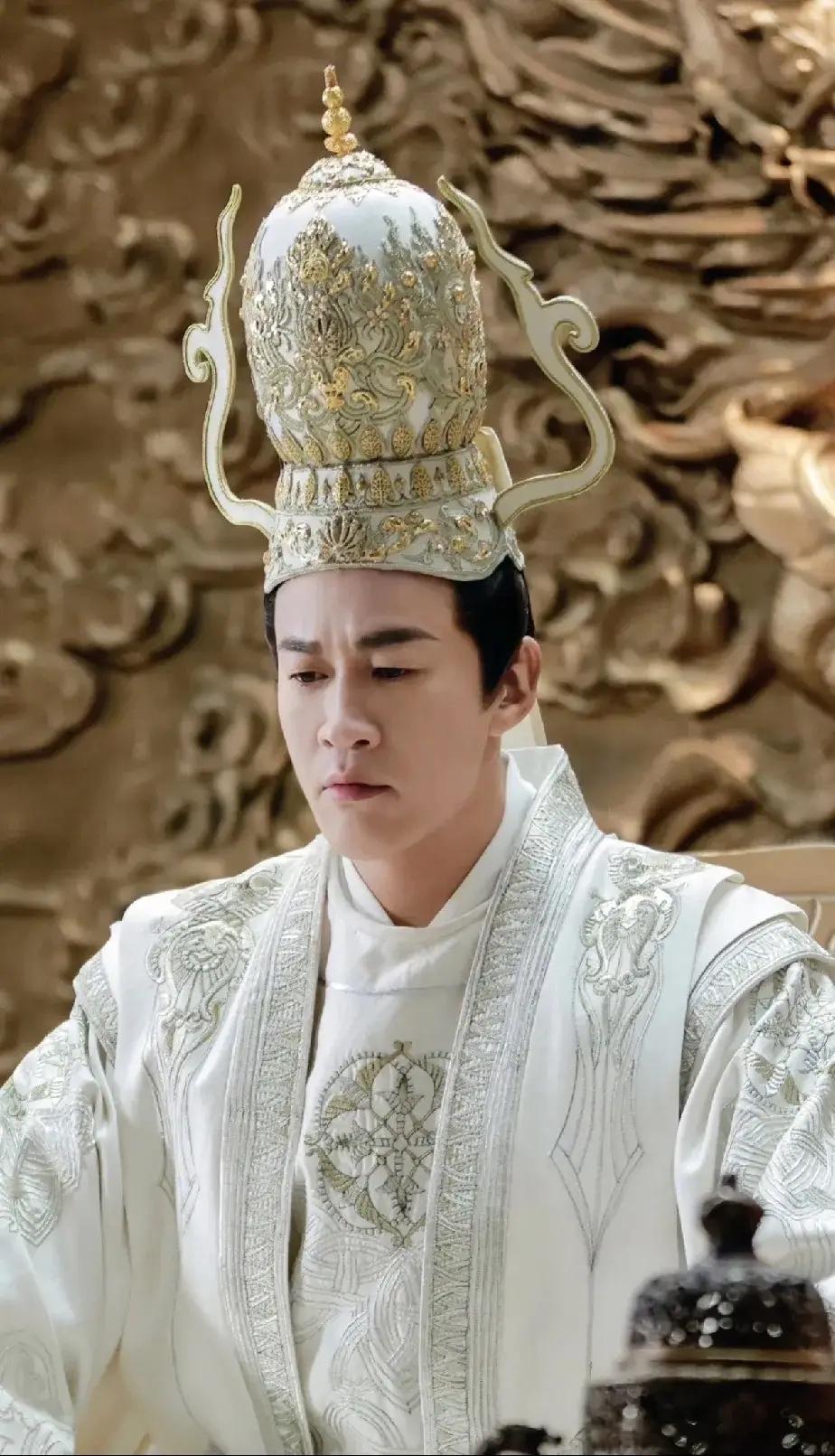 何润东又火了？

这次靠的是不红的本事！

家人们，谁能想到何润东这老男孩又突然