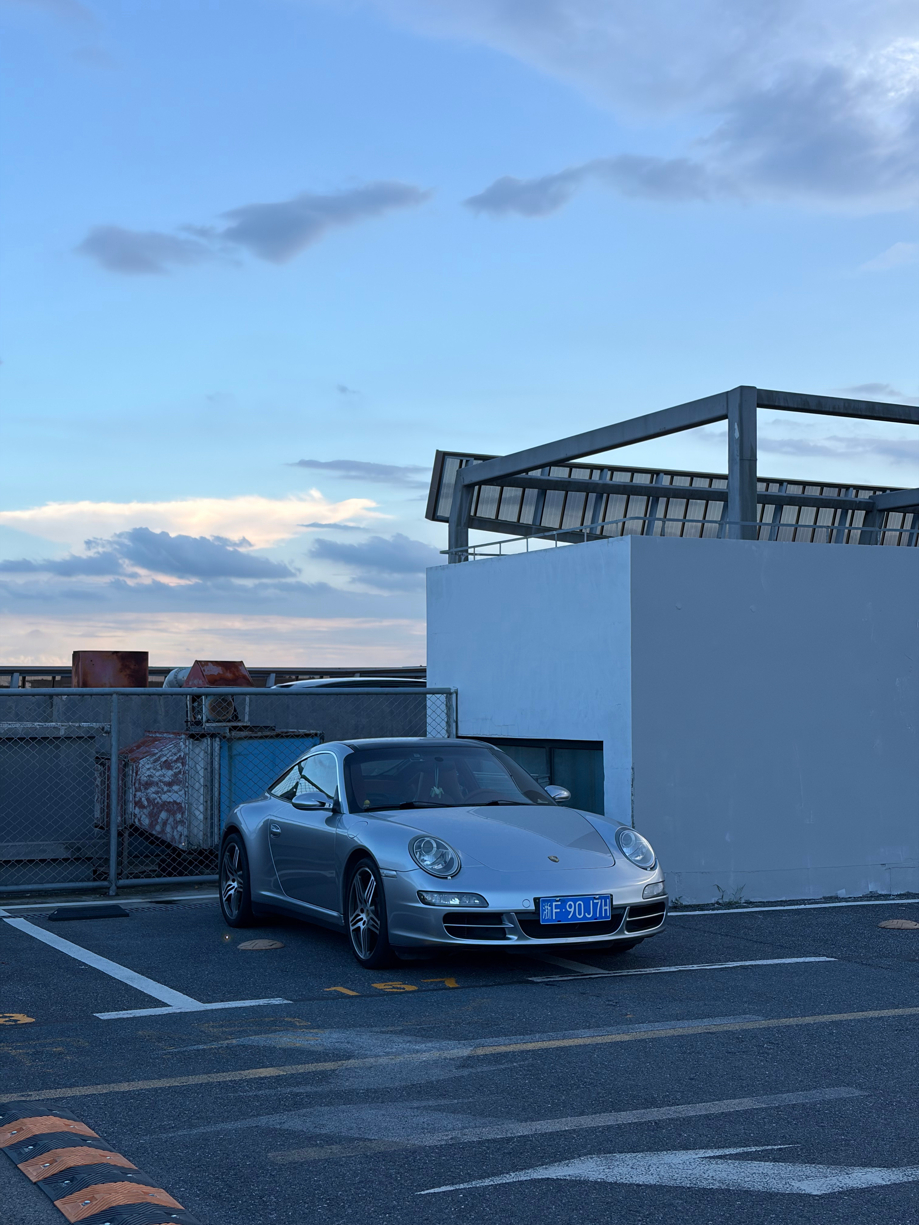 es9代步，911散步  ​​​