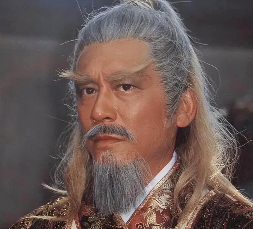 这三位好汉，在梁山上默默无闻，但他们的后人却成为一代大侠：
1.拼命三郎石秀的后