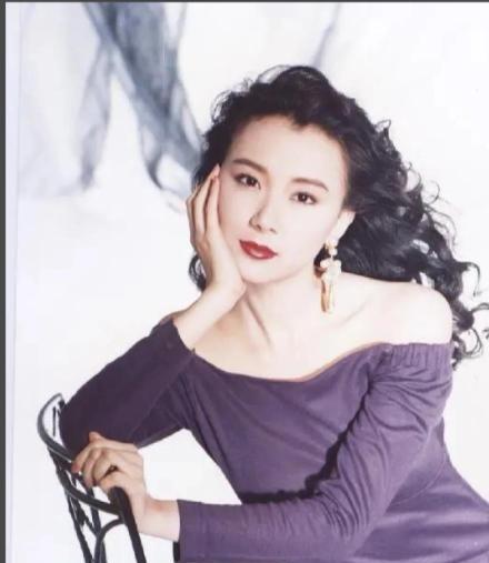 1998年，有个富商看上了台湾第一美女萧蔷，跟她开出价格“给你50万，陪我一次”