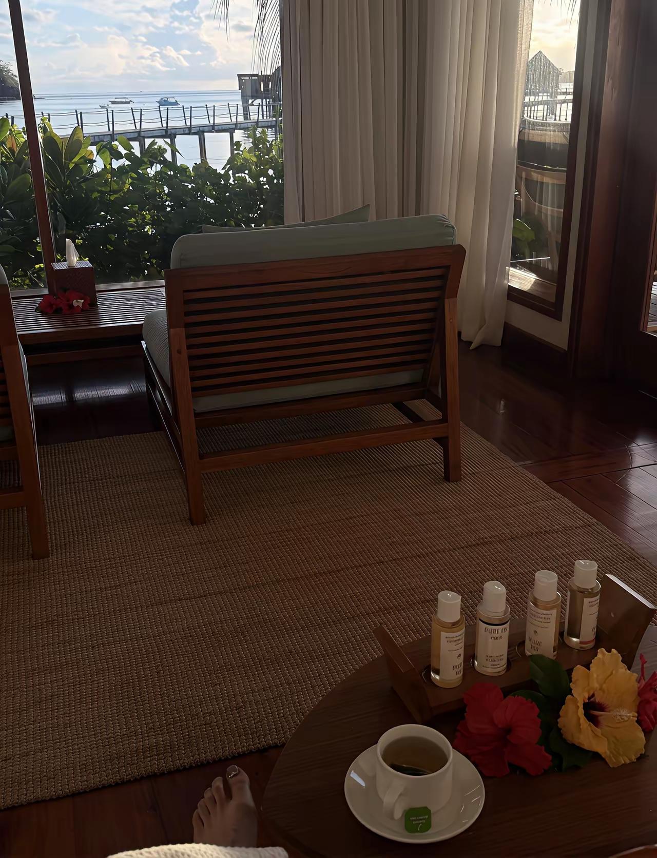 宁静海滨度假屋，享受悠闲时光🌊☕️