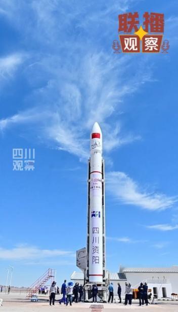 马斯克这下睡不着了！砸几百亿搞可回收火箭，就想独吞全球卫星发射生意。万万没想到，
