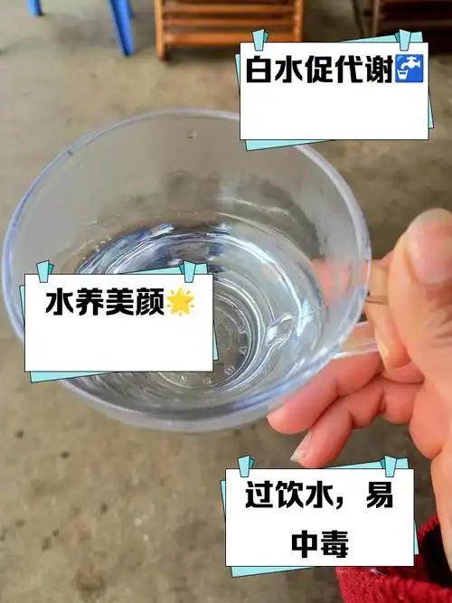 长期全天开空调，不光嘴巴干得起皮，脸上皮肤紧绷暗沉，每周频繁敷面膜改善效果也很差