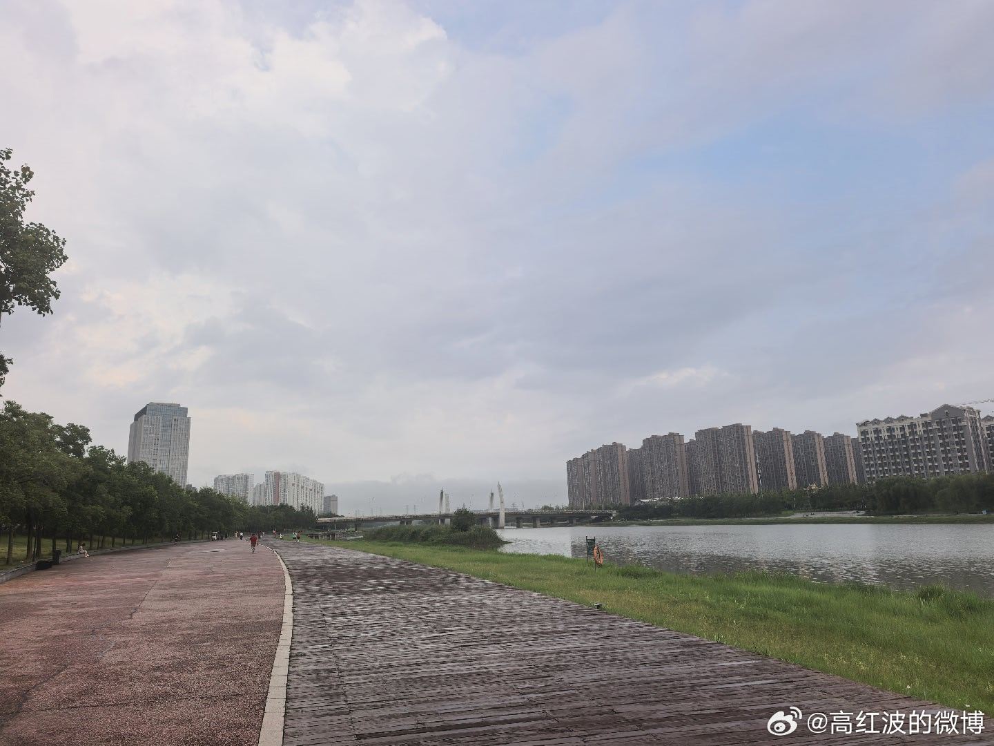 河边散步🏃🏃 