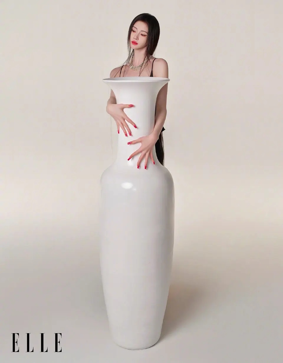 鞠婧祎这个头身比好奇怪啊，有点恐怖真的 