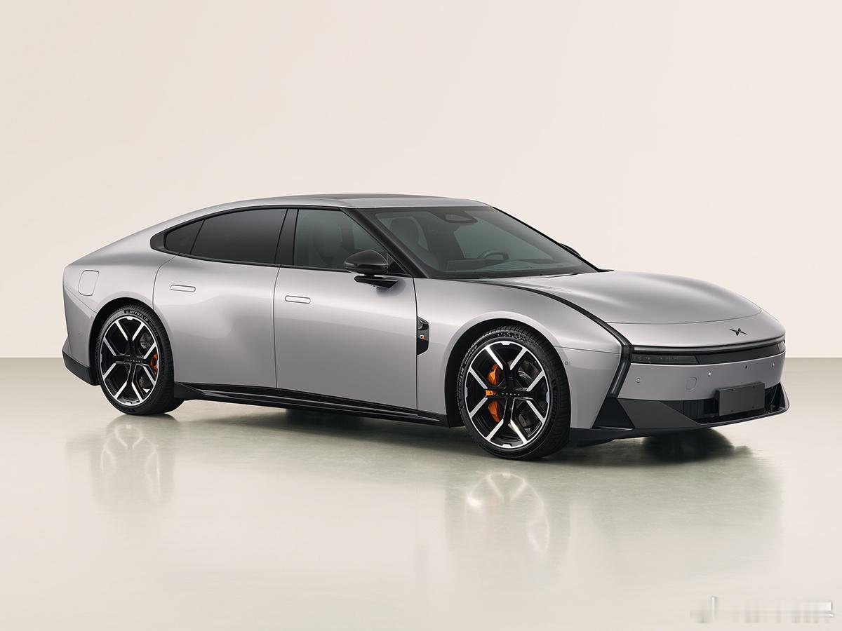 「新」小鹏P7「证件照」-尺寸比老款全面提升，对齐小米SU7，长5017/宽19