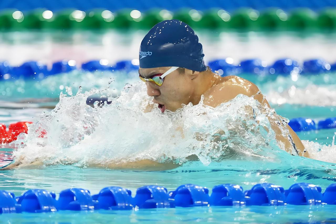 泳教头 | 泳讲堂：蛙泳全程提速的核心秘诀
 
想让蛙泳全程提速，不是靠拼命划水