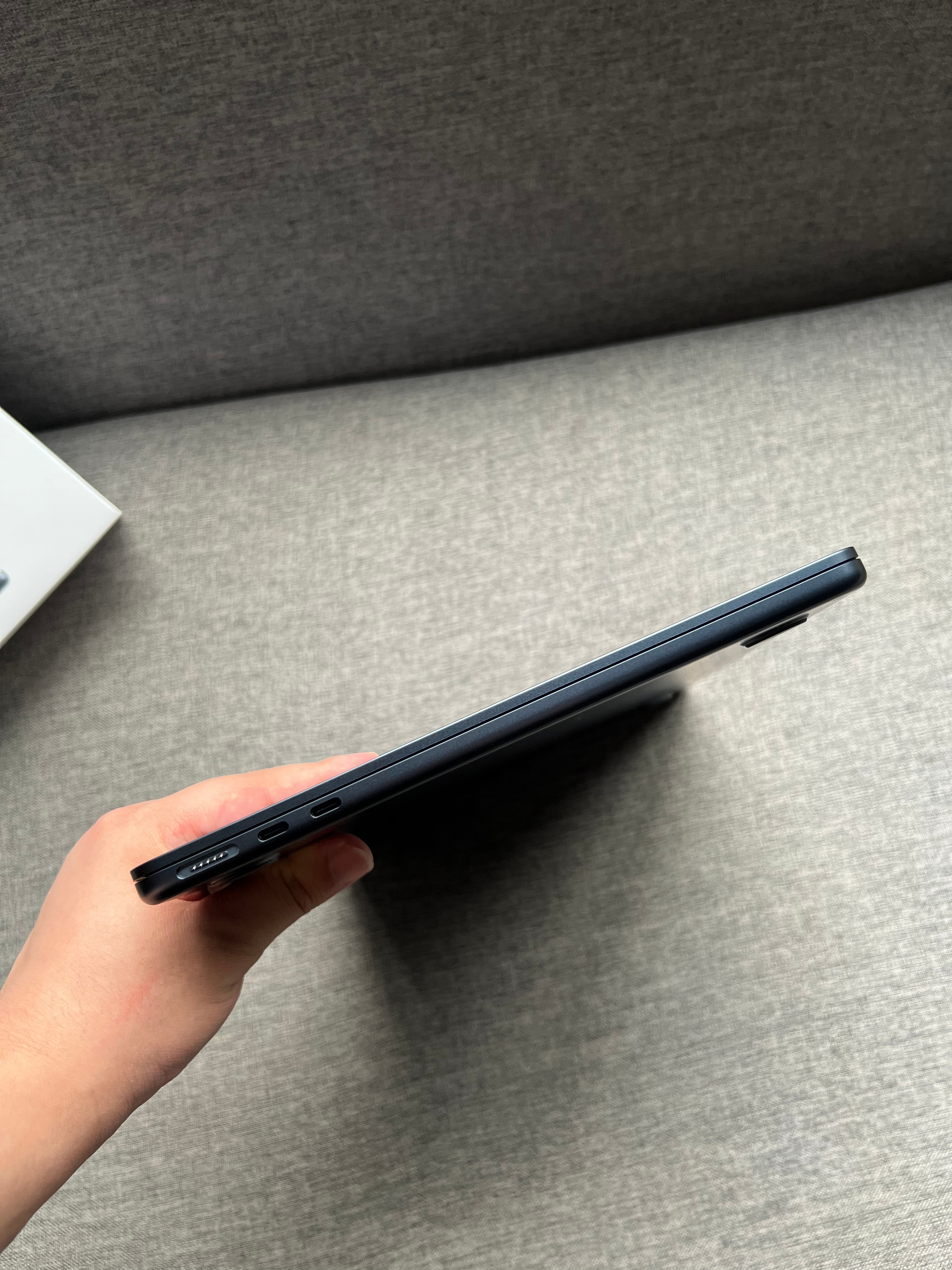 25款MacBook Air 13寸 M4芯片16+512G 午夜色，98新全套