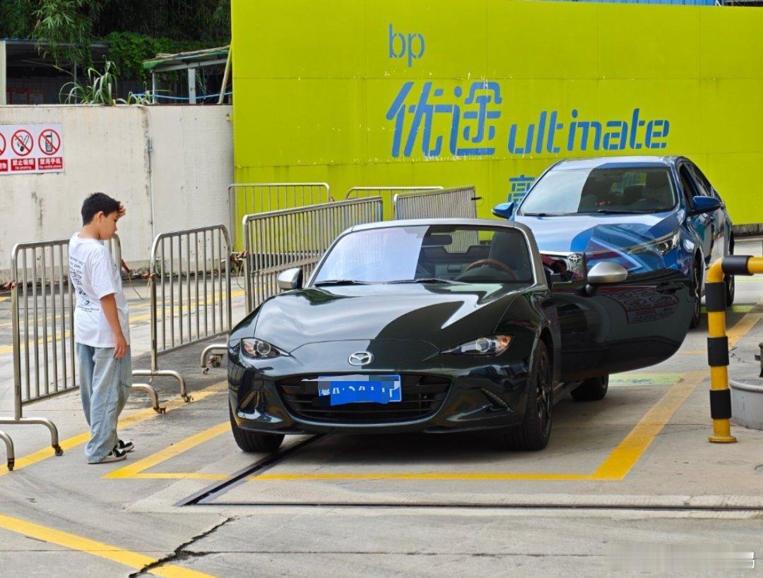 等他长大的时候，这车会不会成了无往不利的泡妞神器yyp的车