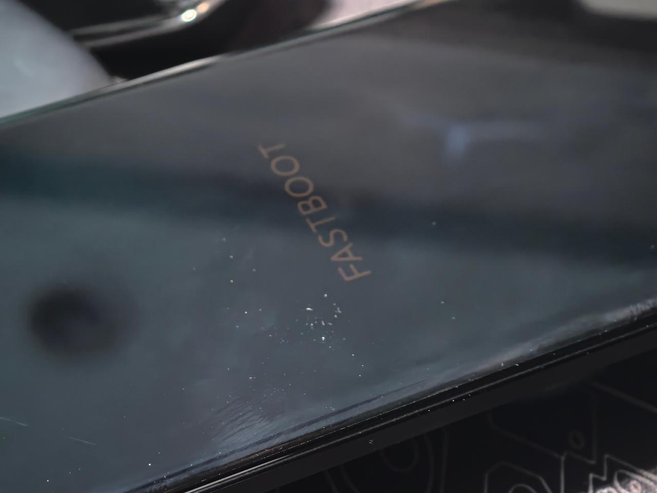 用了这么长时间，我是真没注意小米13 Ultra的评测机原来是解锁了Bootlo