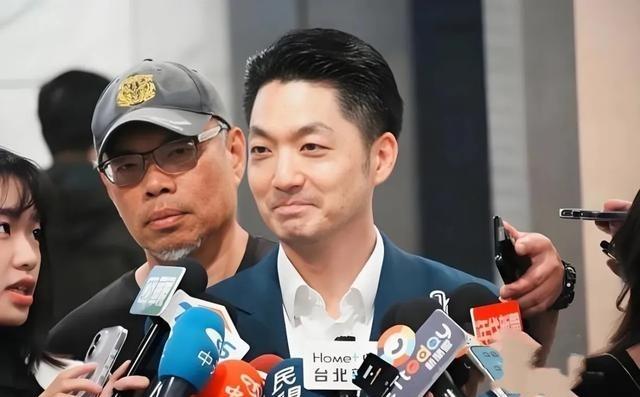 蒋万安抛“修宪废监院”，不通过提名。 今6月12日，此前台湾当局公布新一届“监察