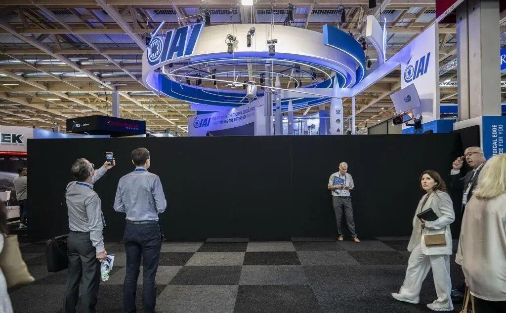 3月31日，以色列突然拔刀，一刀斩断了和法国几十年的军事血脉。

谁能想到，这场