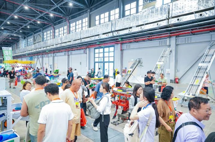 2026华东农资会不止有产品展示，更打造专业农业技术交流平台。活动期间将开展多场