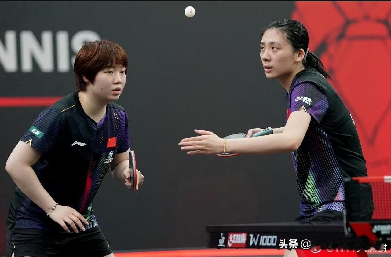 陈熠新加坡大满贯三项变一项，目前只有单打晋级，混双和女双都被淘汰。

蒯曼陈熠女