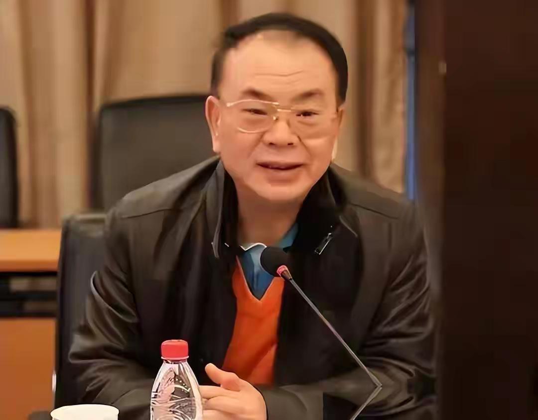 从“废铁大王”到阶下囚：林秀成的千亿赌局如何崩盘

林秀成的人生轨迹，是一条陡峭