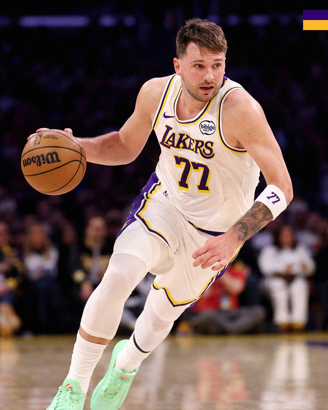 虽然说今天湖人输球，东契奇要背锅，但感觉问题最大的其实是雷迪克啊。东契奇的防守也