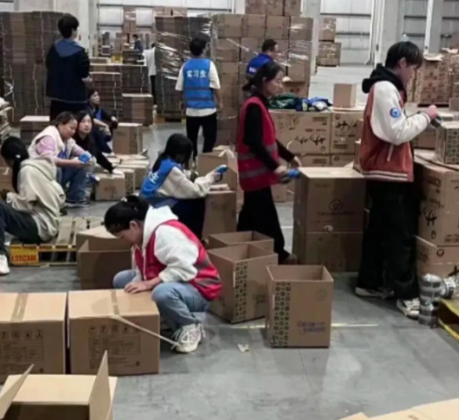 国家重磅规划彻底揭开了当前人才市场的尴尬实情，眼前这5000万满大街跑的大学生拿