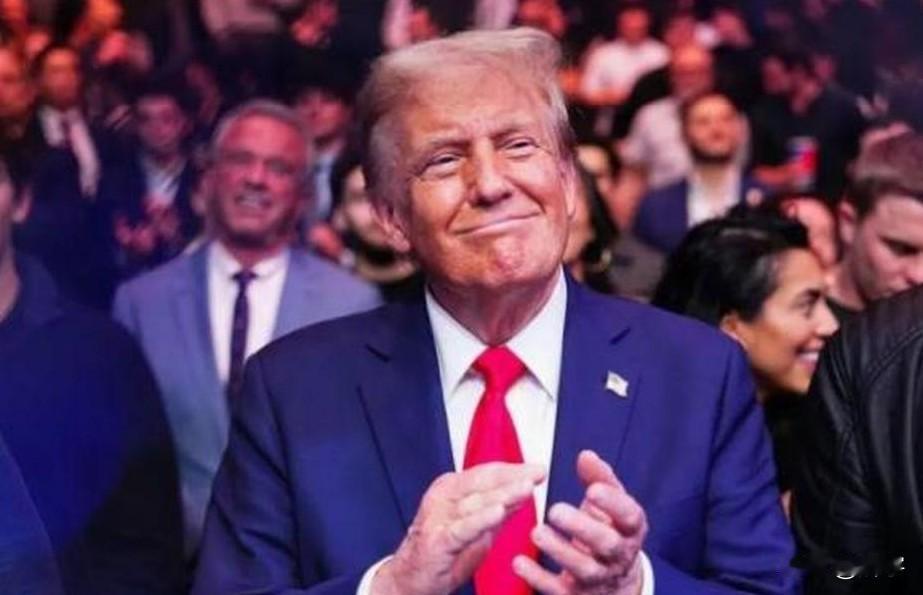 特朗普感谢伊朗，宣布美国后续立场！

伊朗开放霍尔木兹海峡引发全球热议之际，也引