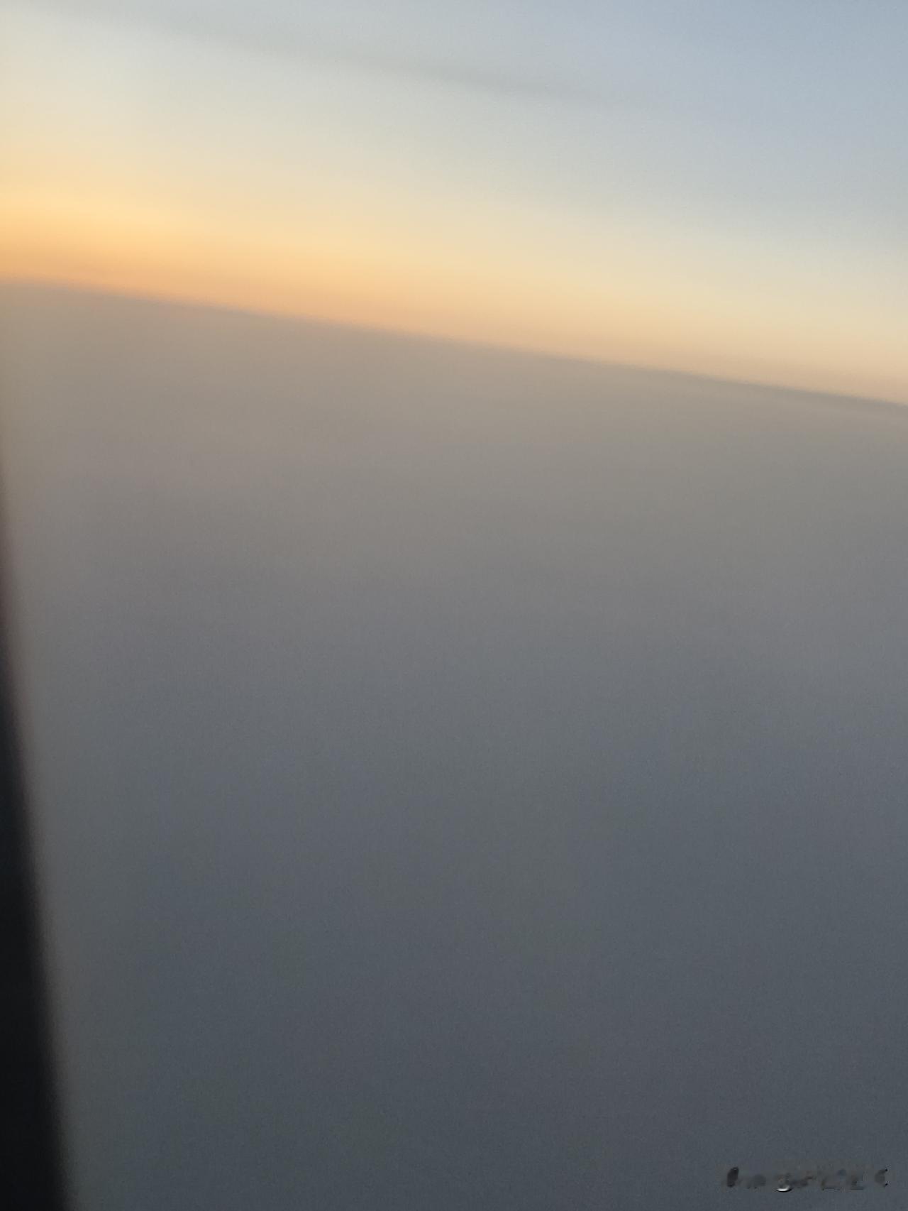 以史为鉴，下周绝不是散户能火中取栗的时候，百股跌停局面会再现

现在遏制投机炒作