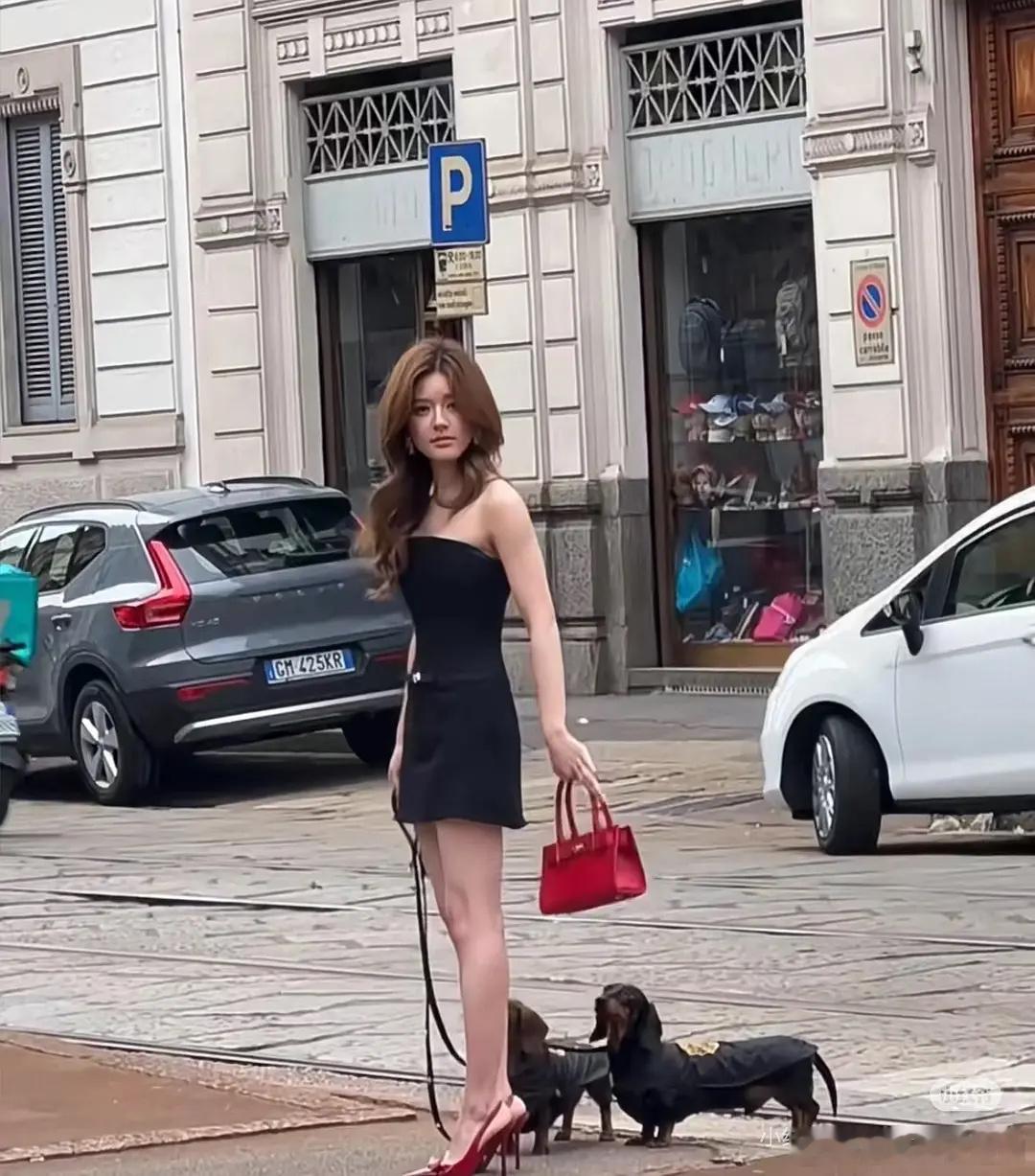 赵露思但凡找个专业团队呢…… ​​​