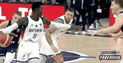 施罗德在fiba又厉害了[哈哈][哈哈] ​​​