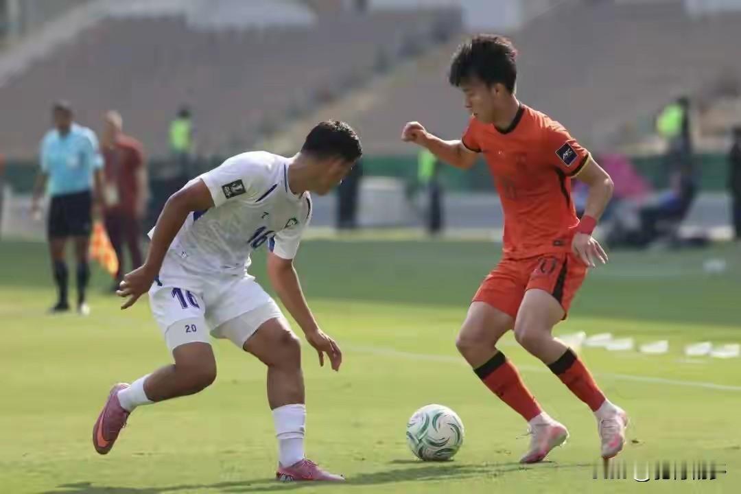 U23国足创历史打进亚洲杯4强！1月17日，U23亚洲杯4强争夺战国足对阵乌兹别
