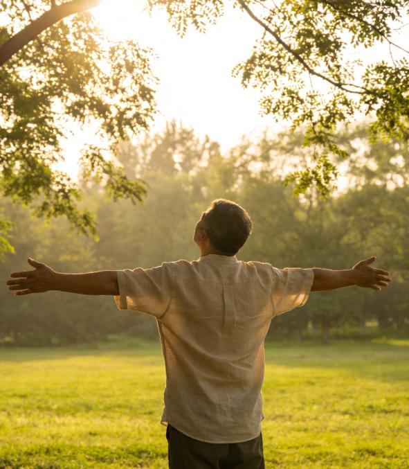 一个老道士传下来一个法子，他说：

你要是感觉最近浑身不对劲，总像被人抽走了精气