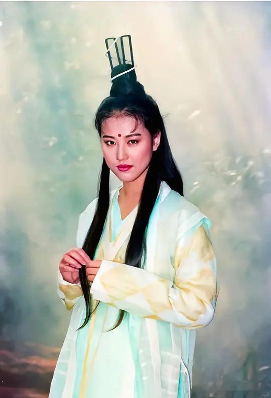 1994年《倚天屠龙记》周海媚饰演的周芷若 