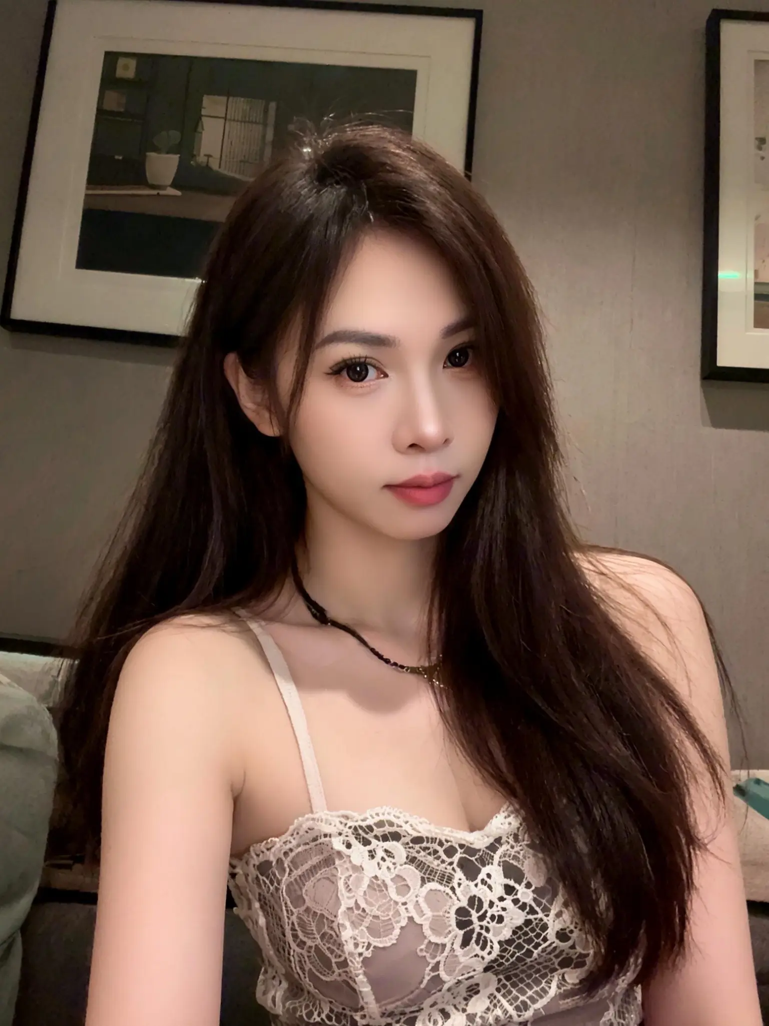 纯欲天花板 秀出你的超美锁骨 纯欲yyds 又纯又欲的我 甜妹的尽头是御姐吗