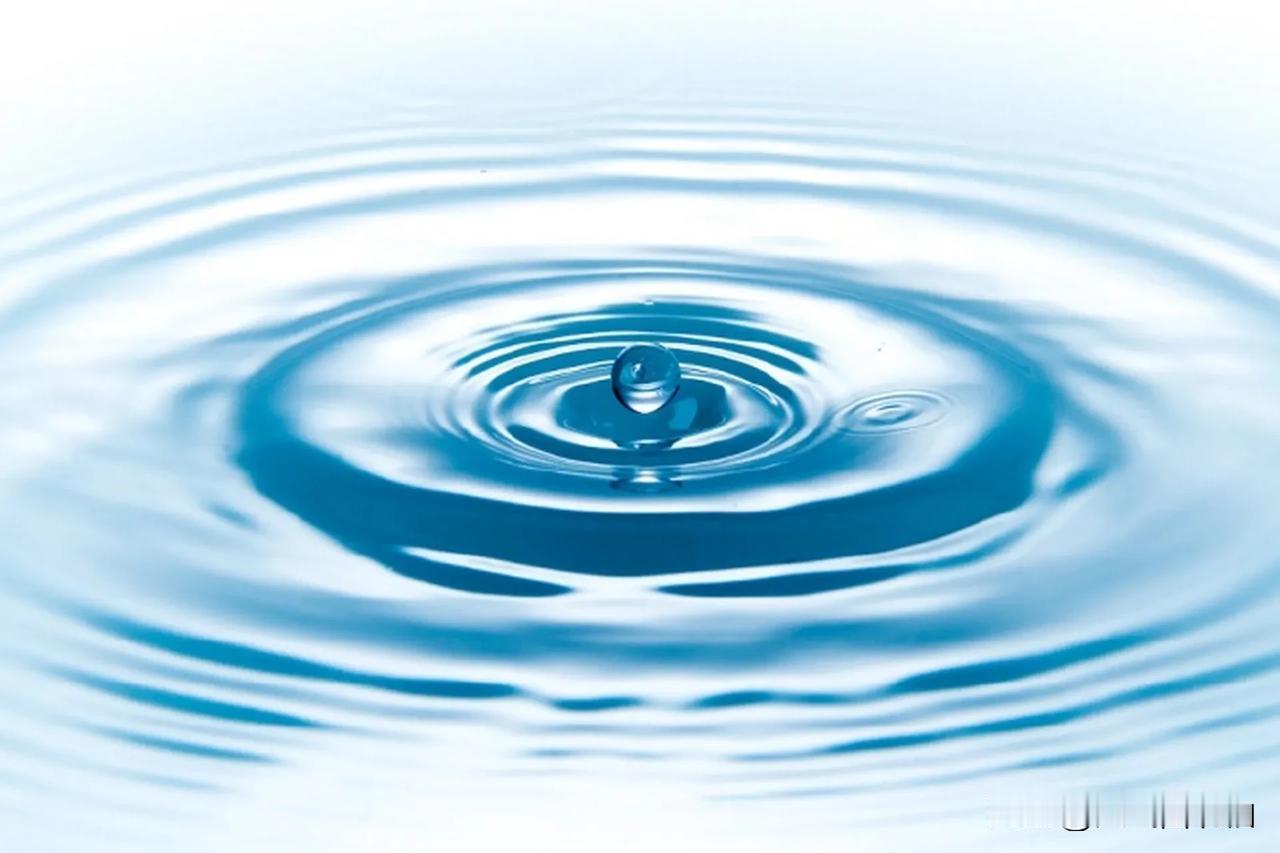 水的不同叫法替孩子收藏

小水坑叫﹣-洼
大水坑叫﹣-池
小而深叫﹣-潭
掀起小