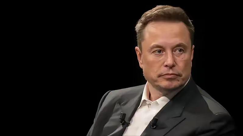 美国国债利息已超军费开支，马斯克凌晨3点断言：大国战争5年内必爆发——这才是他说