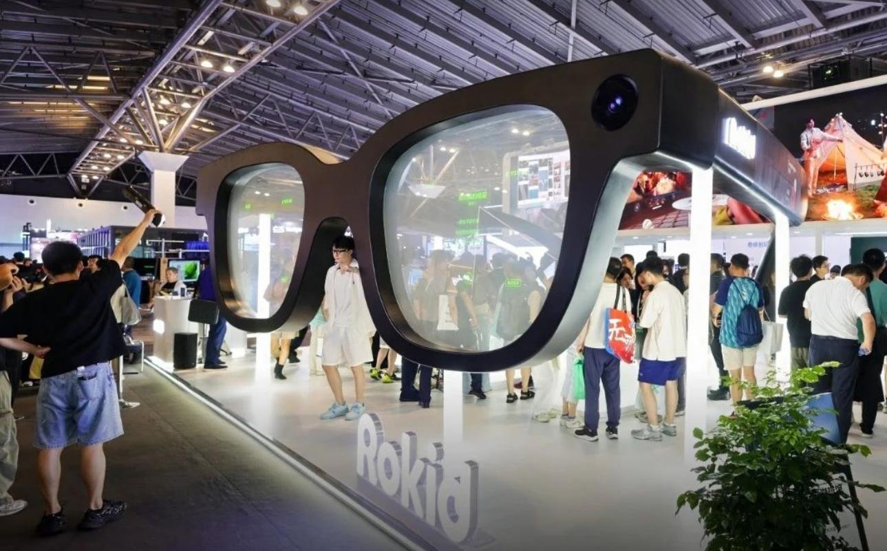 當Nature封面講述中國AI故事，我們已經在定義未來