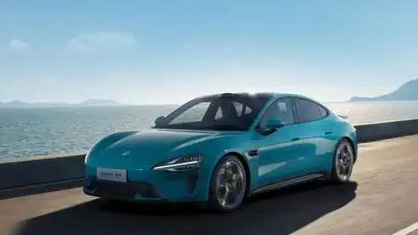 12月25日的外媒报道揭示了一个令人震惊的事实：到2025年年底，全球电动汽车市