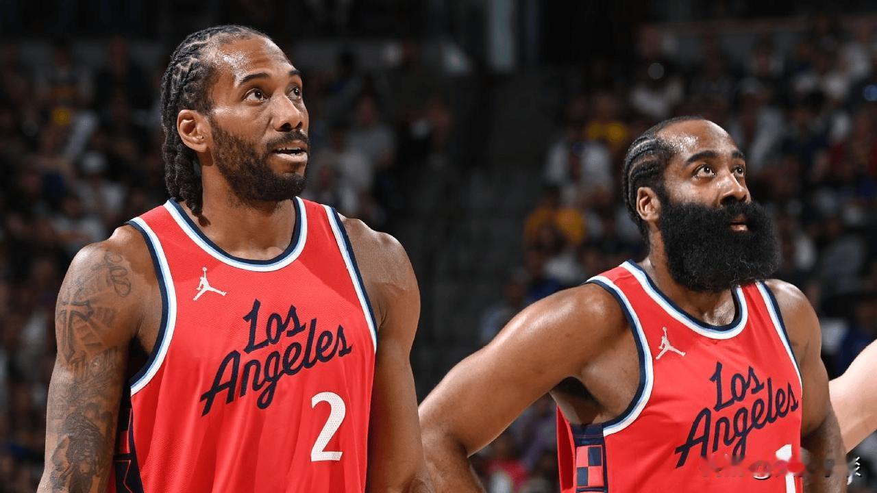 什么？？？快船居然两连胜了？？哈登跟伦纳德这是带着全队演祖巴茨么？？

哈登突破