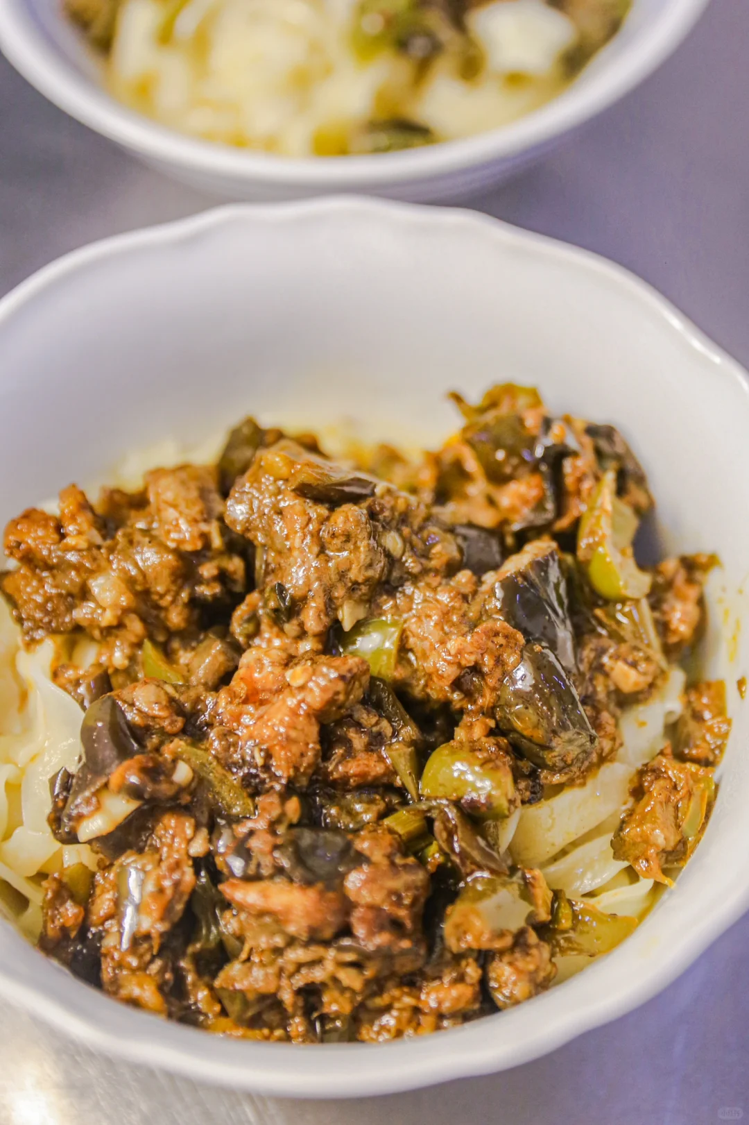 坚持做1000种面不重样（281）茄子卤肉手工面