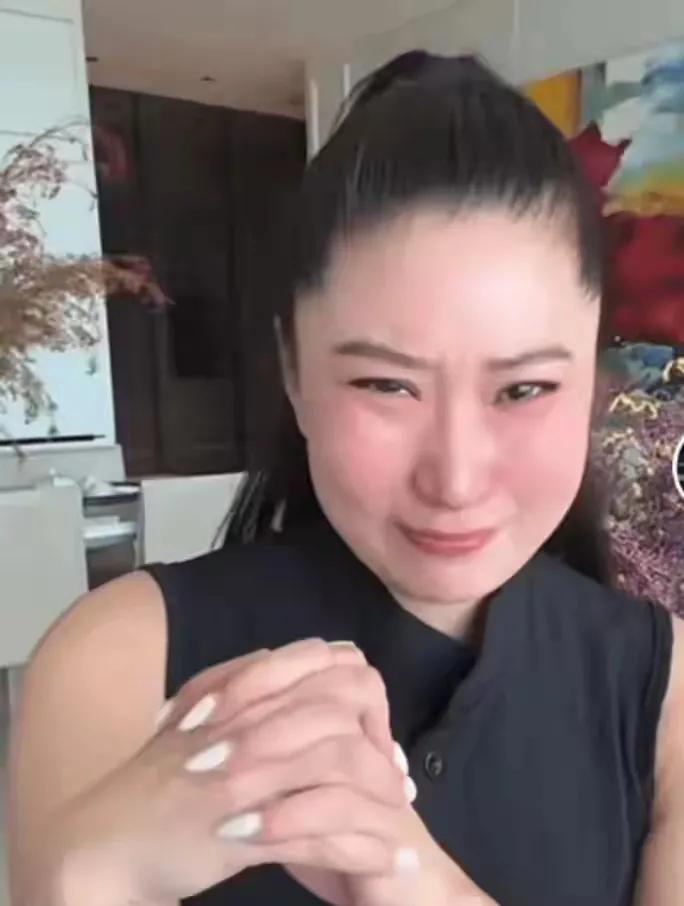 谢贤对coco事业上的帮助，或许没有她自己说的那么多，谢贤谢霆锋在娱乐圈的资源，