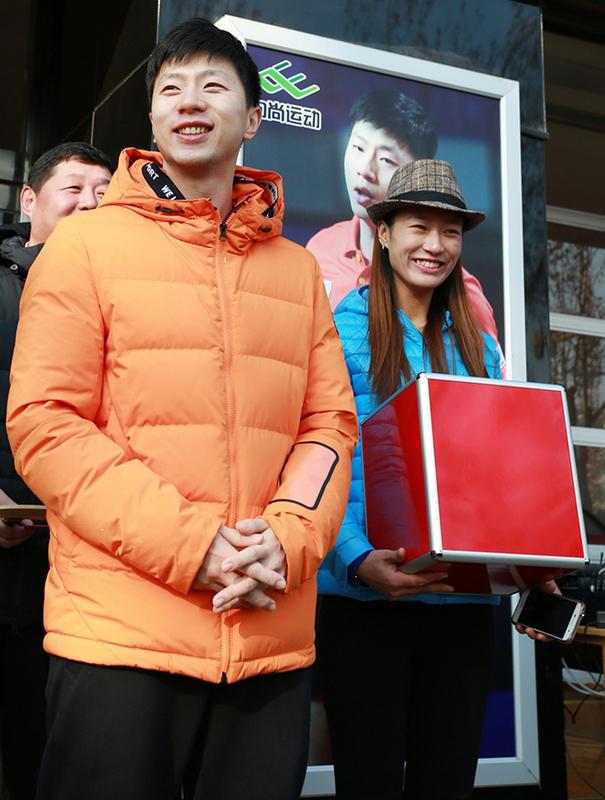 马龙简直是乒乓球界的传奇！37岁的他第六次征战全运会，目标是拿下职业生涯唯一缺失