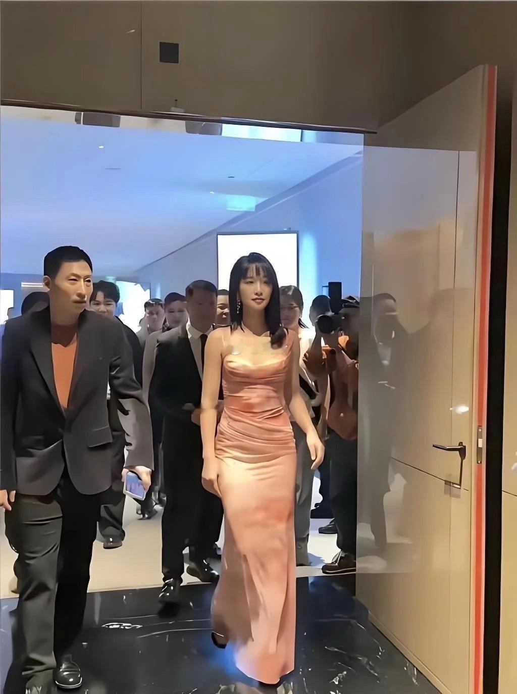 电视上那么普通 现实见到也被惊艳 