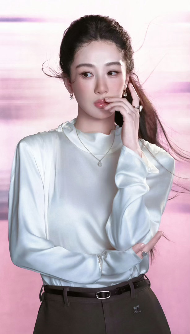 总会有不期而遇的温暖，给你带来生生不息的希望，早安！ 