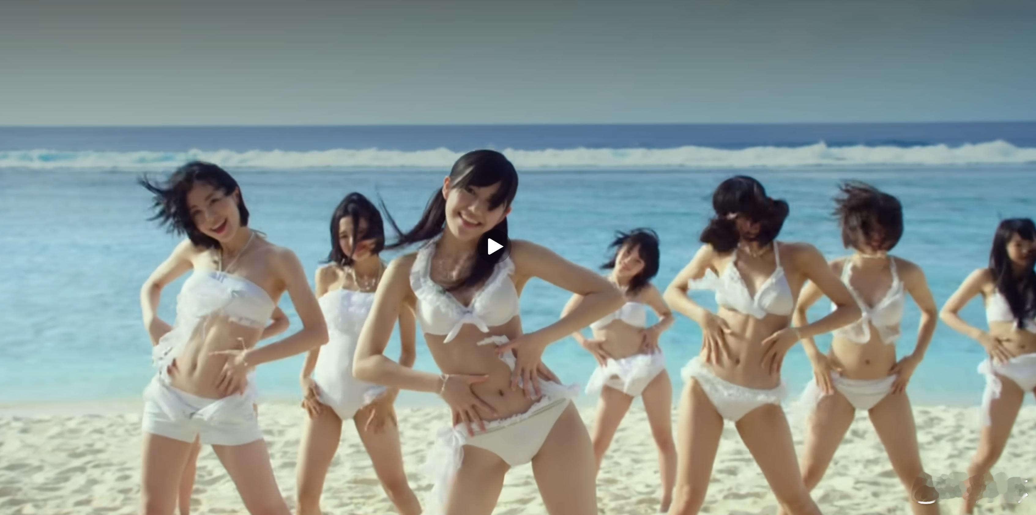 想起了「逐梦演艺圈」，想起了SNH48唱的逐梦演艺圈主题曲，又想起了「盛夏好声音