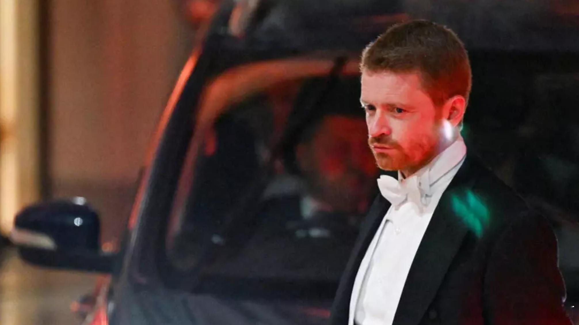 “爱泼斯坦案”持续冲击欧洲政坛 斯塔默“右臂”、关键幕僚长辞职海外新鲜事爱泼斯坦