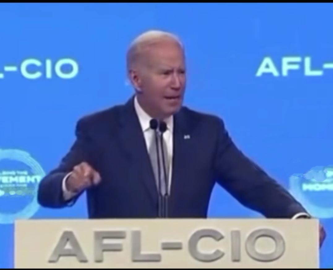 消失了半年的拜登，终于露面了。
拜登自从被查出癌症后，一直在接受治疗。现在他出现