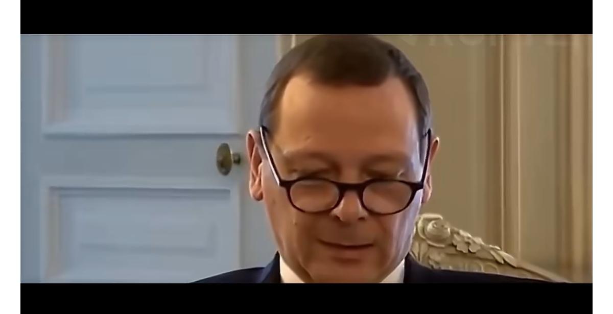 法国总统马克龙的外交政策顾问在记者在场的情况下四次致电克里姆林宫，但俄国人始终不