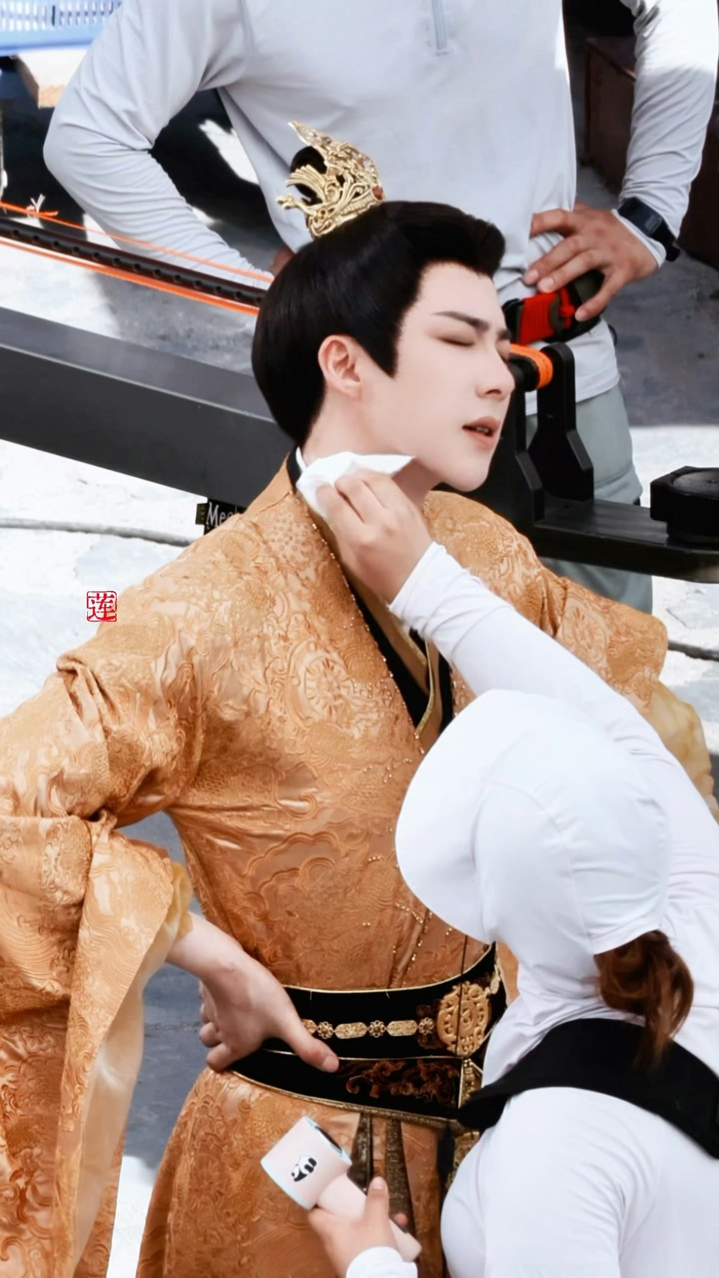 刘宇宁工作室  他沒開口。可整個氣場——都在命令我靠近。 🖤刘宇宁