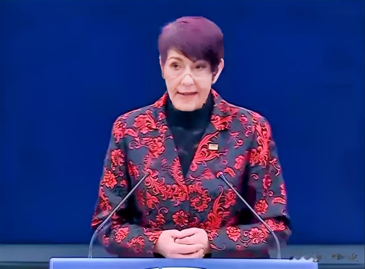 德国欧洲议会议员克里斯汀·安德森强烈批评欧盟委员会主席冯德莱恩提议将加拿大纳入欧
