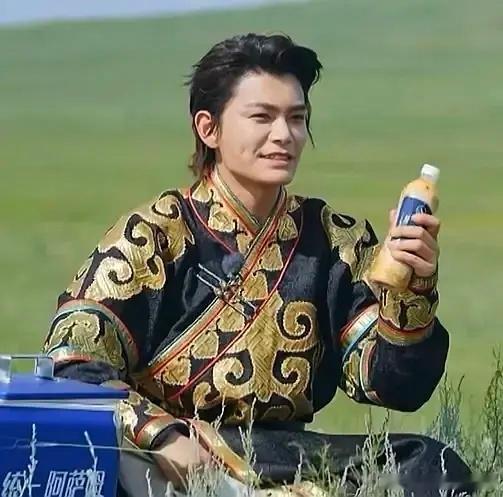 播前yx男主剧，播后甩锅戏份少……哇达西哇滑不留手